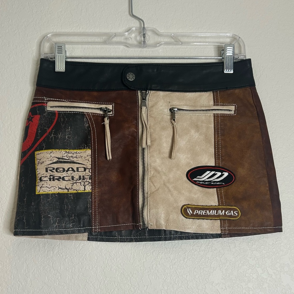Jaded London Daytona Vegan Leather Mini Skirt - Picture 5 of 13